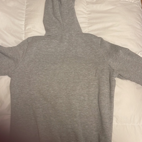Puma Hoodie For Kids in Large For Sale - Picture 2 of 2